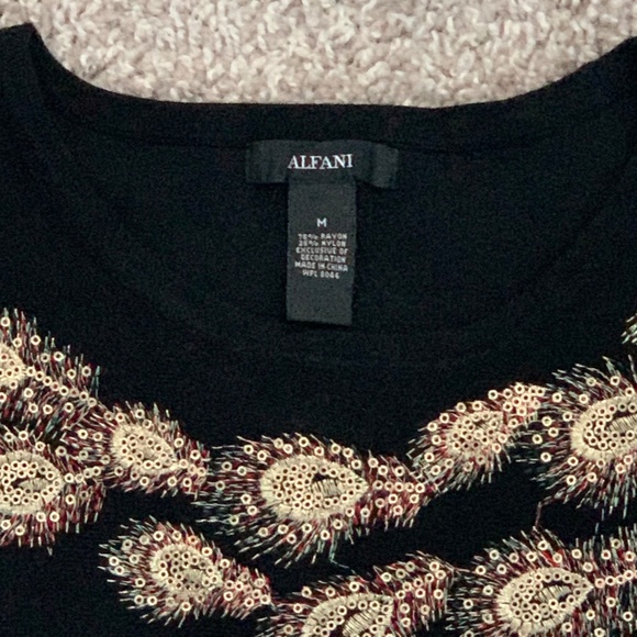 Alfani Black and Gold Peacock Feather Long Sleeve Top Medium - Picture 5 of 8